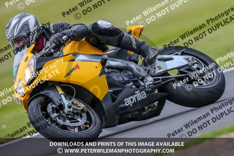 PJ Motorsport Photography;donington no limits trackday;donington park photographs;donington trackday photographs;no limits trackdays;peter wileman photography;trackday digital images;trackday photos